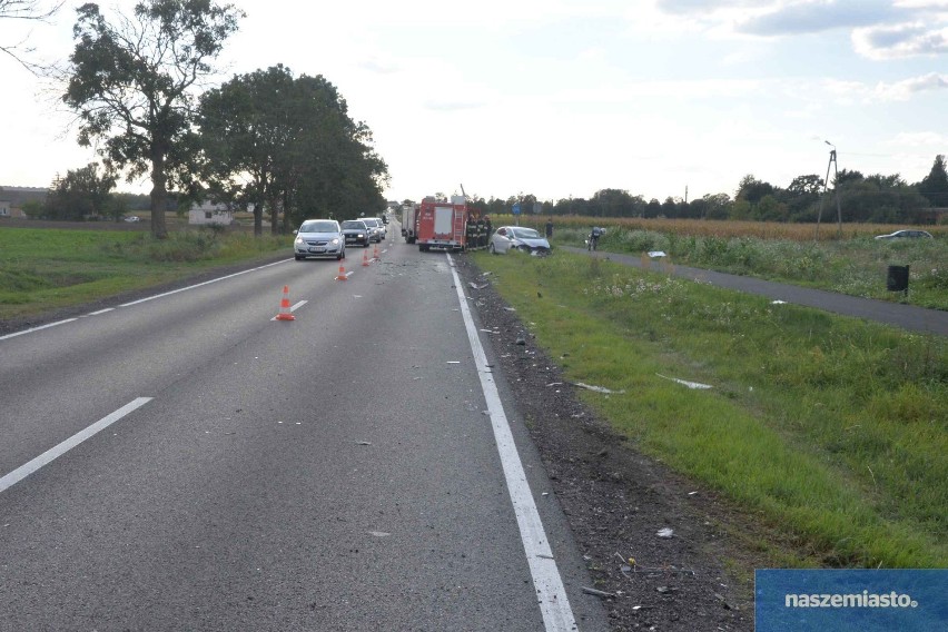 Dwa wypadki na drogach powiatu włocławskiego. Podsumowanie weekendu [zdjęcia, wideo]