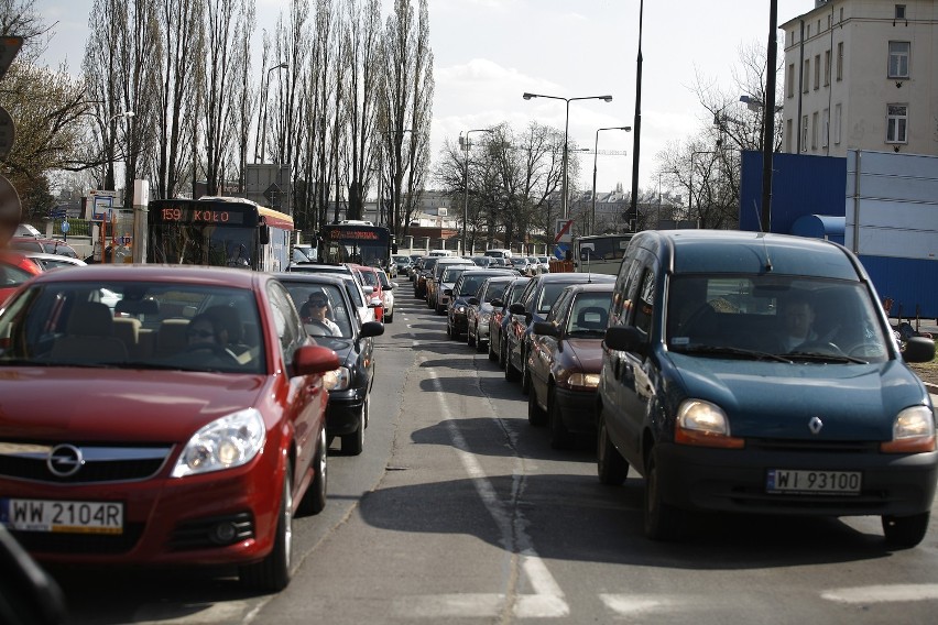 Korki Warszawa - zobacz, jak wygląda sytuacja na drogach