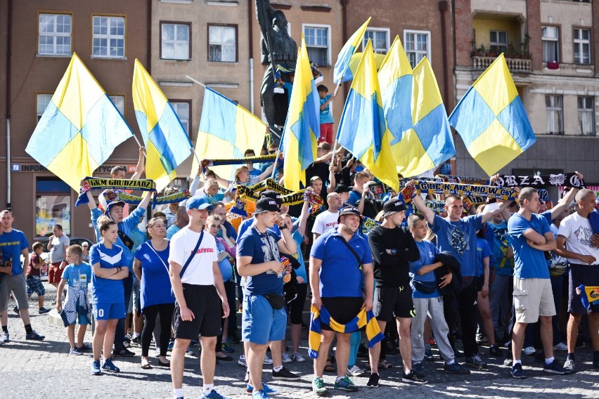 Kibice GKM-u przejdą ulicami miasta. Tak było na poprzednim marszu [zdjęcia]