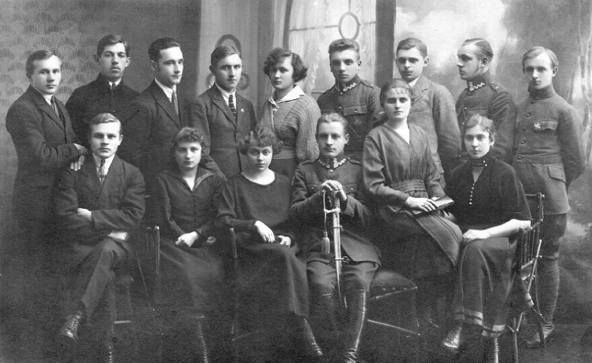 Mieszkańcy Radomska na starych zdjęciach z początku XX wieku. ZDJĘCIA