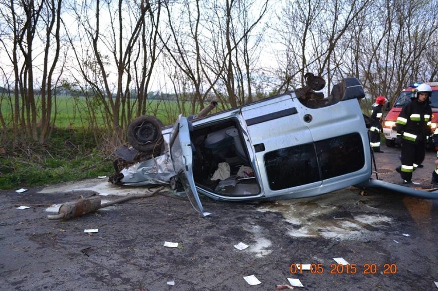 Wypadek na drodze  Karmin Taczanów