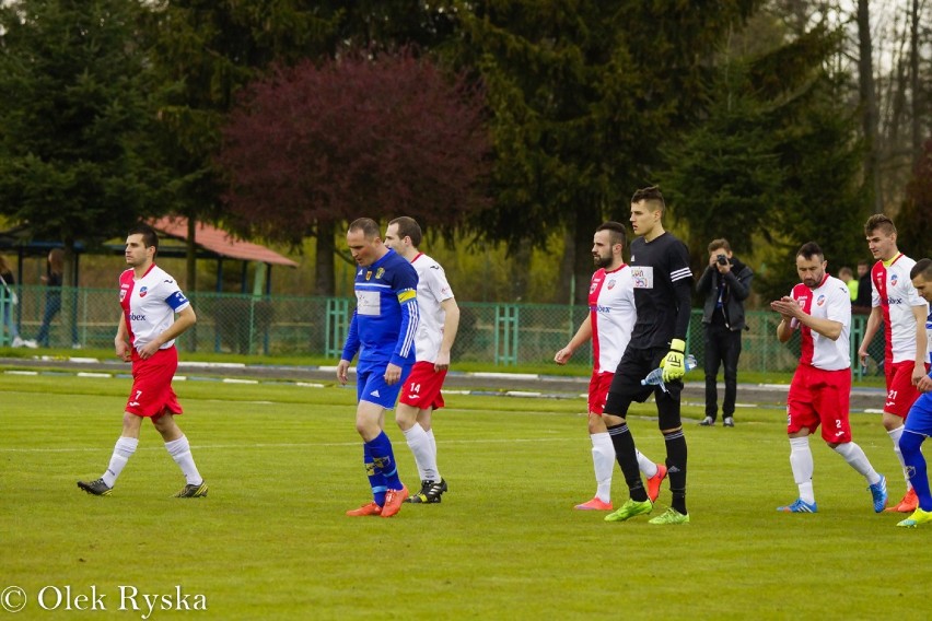 Lech Rypin - Unia Solec 0:2. Mecz z 24. kolejki 4 ligi