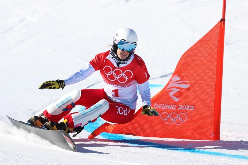 Aleksandra Król w olimpijskim slalomie gigancie równoległym...