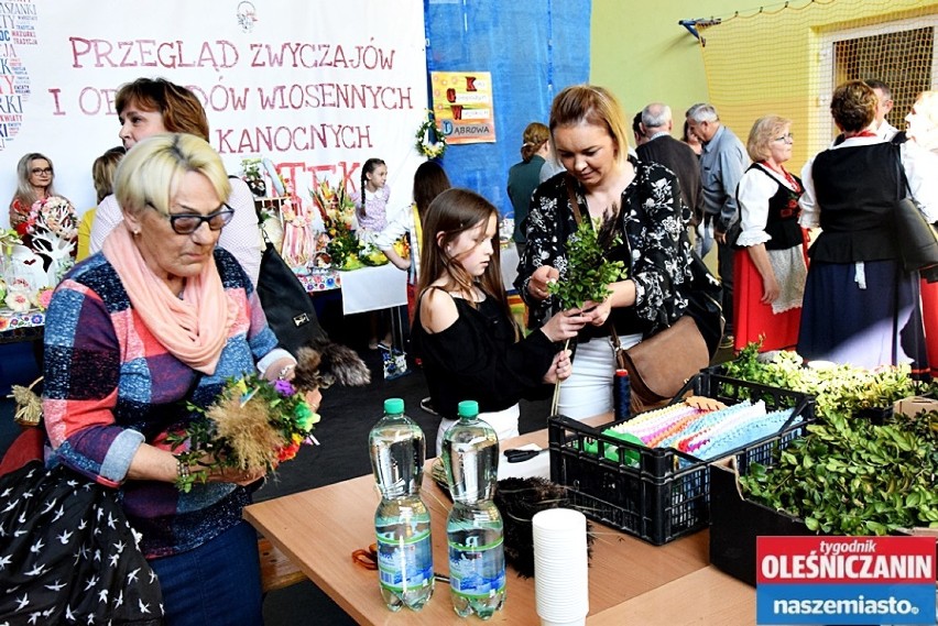 Gminny Kogutek we Wszechświętem 2019. Występy, rękodzieło i poczęstunek (ZDJĘCIA)     