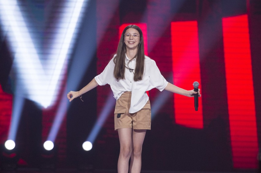 "The Voice Kids 5" odcinki 5. i 6. Wyjątkowi uczestnicy z wyjątkowymi pasjami. Dzieci zaśpiewały zawodowo! Kto przeszedł dalej? Sprawdź, co się wydarzyło!