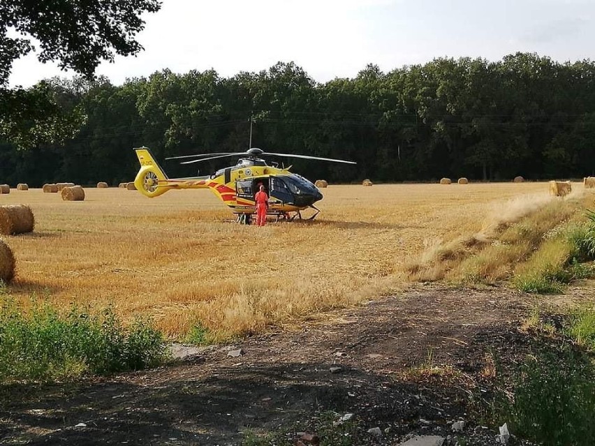  Z REGIONU. W Trzebowej samochód wypadł z drogi. Interweniował helikopter LPR ZDJĘCIA