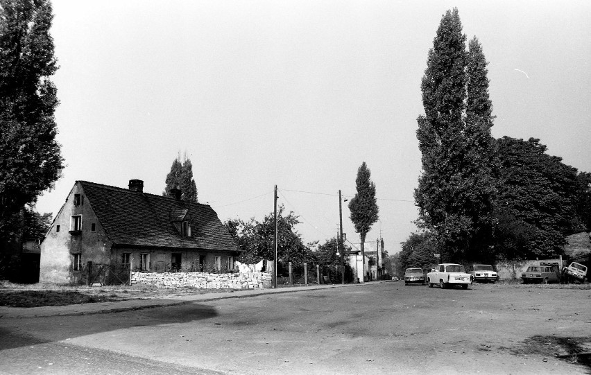 Zamkowa - w prawo ul. Jelenia. Później był tutaj  ,,ruski...