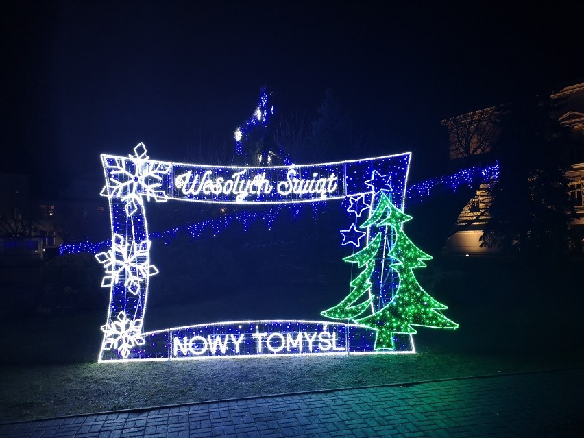 Świąteczne iluminacje w Nowym Tomyślu i Opalenicy