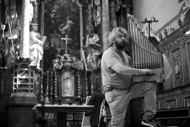 Podczas festiwalu "Muzyka w Raju" prezentowana jest dawna muzyka.