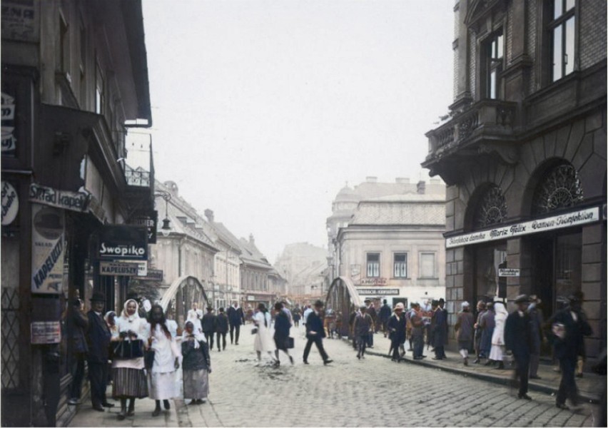 Bielsko-Biała 100 lat temu. Jak wyglądało miasto? Zobacz zdjęcia ludzi, budynków...w kolorze! Robią wrażenie?
