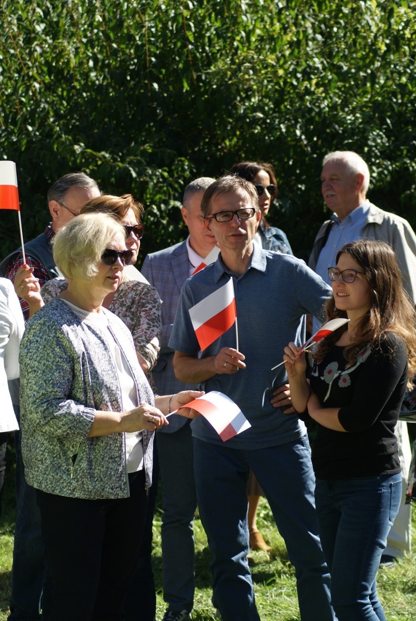 Dzień Hymnu Polskiego w Manieczkach