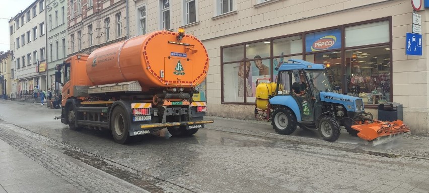 Ulica Grudziądzka i rynek zostały profesjonalnie...