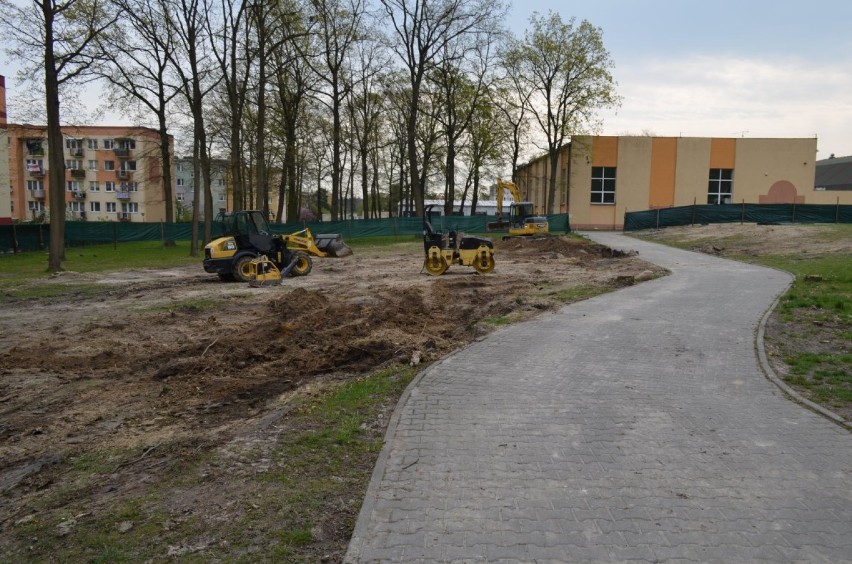 Trwają prace budowlane przy ZS nr 3 w Kraśniku. To duża inwestycja Starostwa Powiatowego w Kraśniku. Zobacz zdjęcia