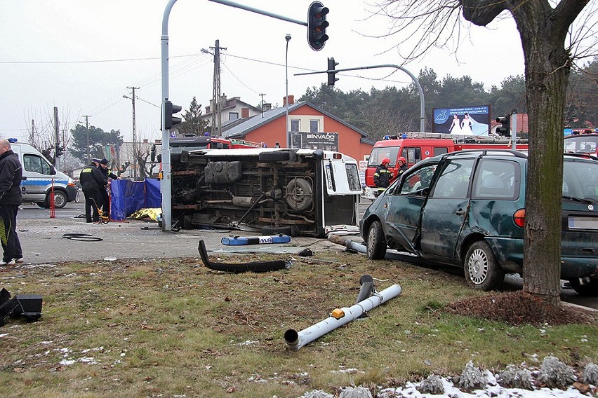 W wypadku w Głownie zginął 34-letni funkcjonariusz służby...