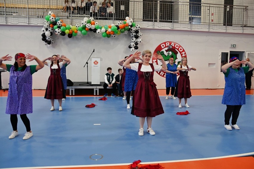 Uroczyste otwarcie hali sportowej w Mokrzyskach, 13.04.2023