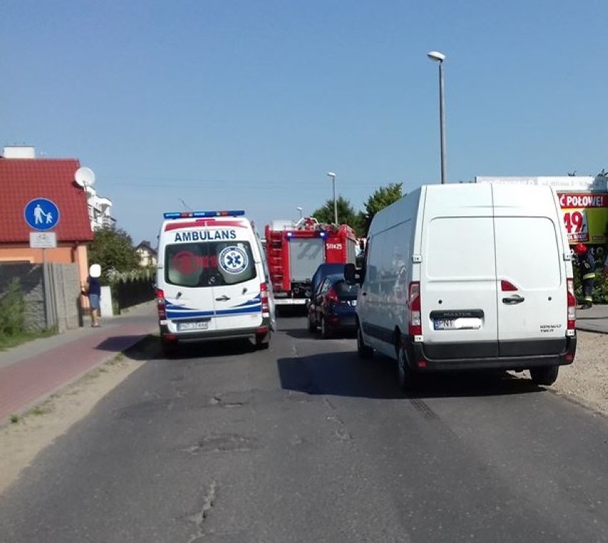 Nowy Tomyśl: Dwa auta zderzyły się na ulicy Komunalnej
