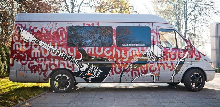Zespół Muchy: Ukradli nam busa!