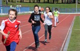 "Festiwal Sztafet" na stadionie w Świeciu. Zawody obserwuje olimpijczyk z Pjongczangu! [zdjęcia]