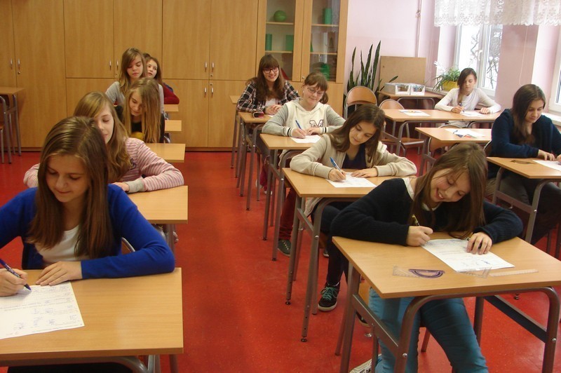 Zawiercie: Uczniowie szkół podstawowych pisali próbny sprawdzian szóstoklasisty