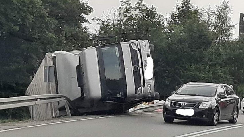 Wypadek na DK75 w miejscowości Tęgoborze