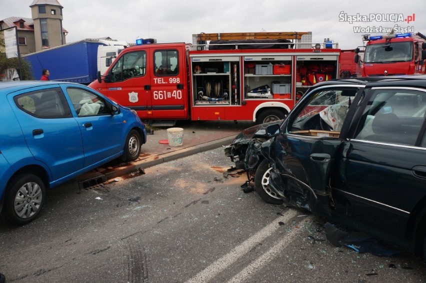 Pięć osób zostało rannych w wypadku na ulicy Bogumińskiej w...