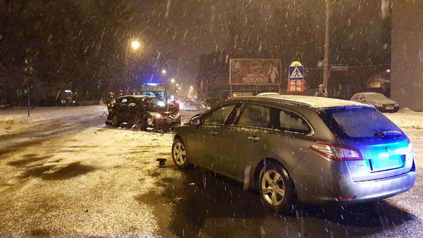 Wypadek na Franciszkańskiej w Łodzi. Zderzenie dwóch...