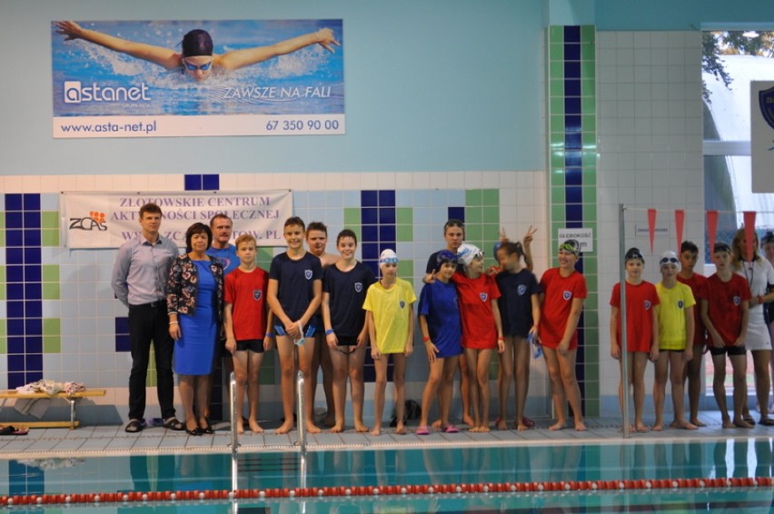 Zawody pływackie szkół podstawowych w Złotowie