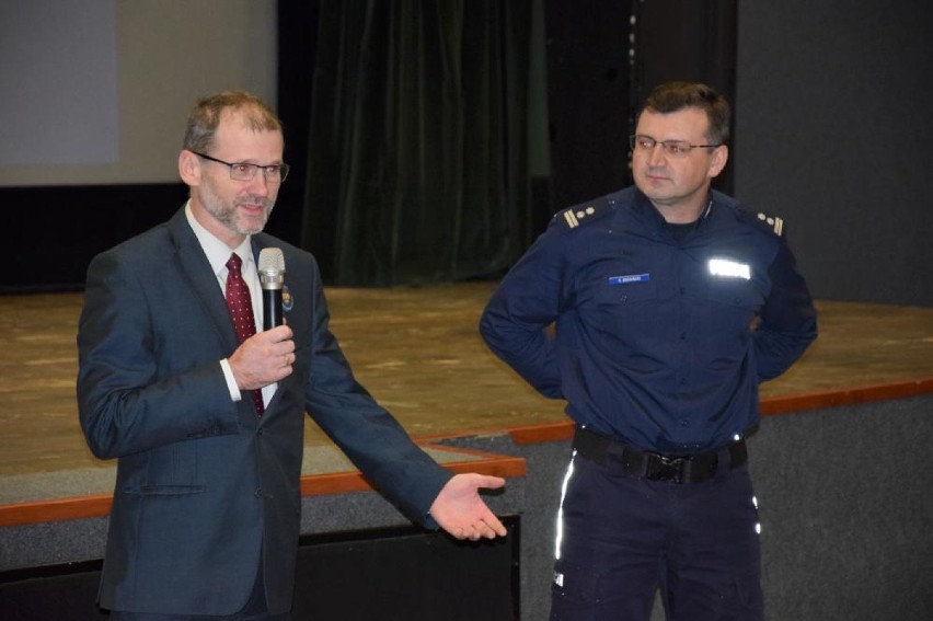 Chodzież: Konferencja o przemocy w rodzinie. Rozmawiano o prewencji i pomocy ofiarom (FOTO)