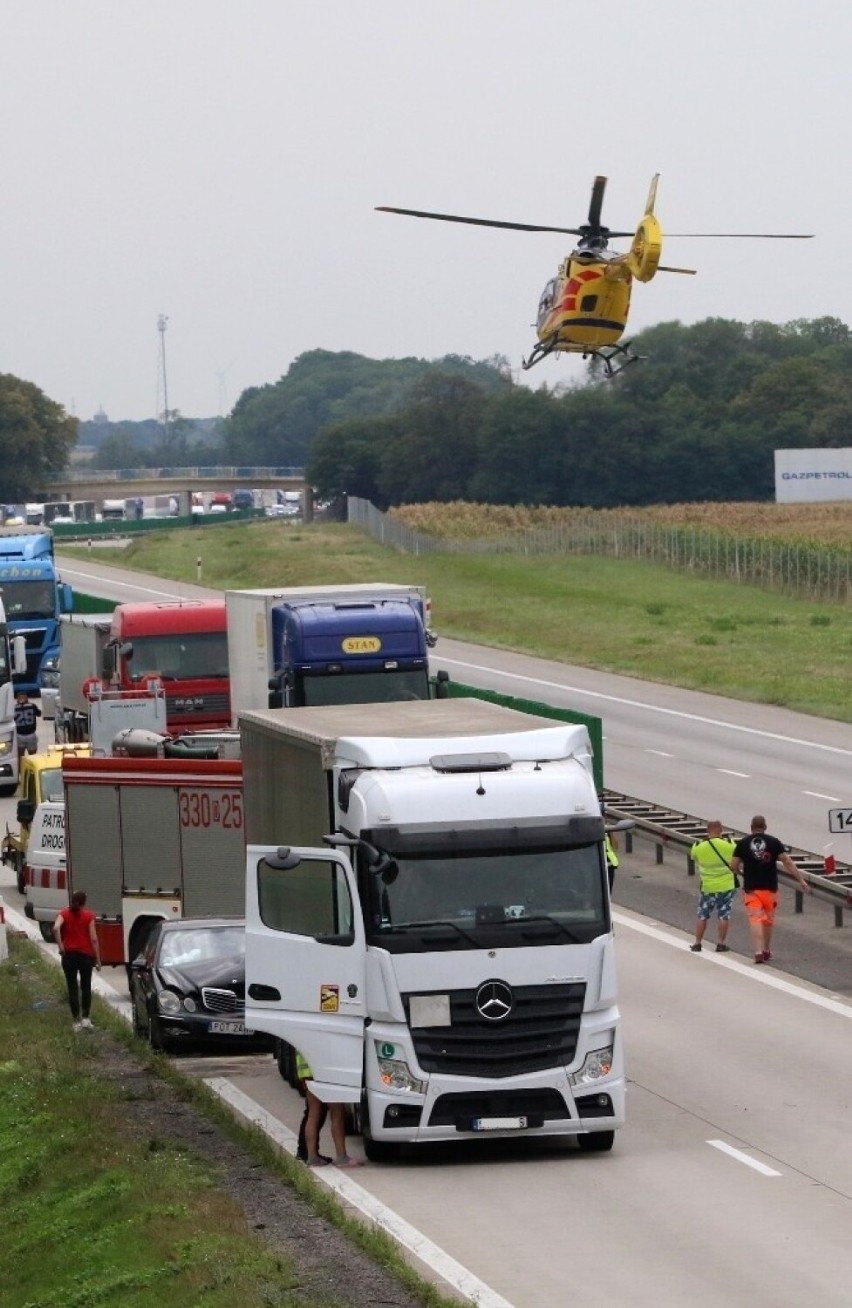 Wypadek na autostradzie A4 pod Wrocławiem 19.08.2022