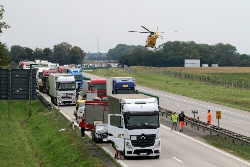 Wypadek na autostradzie A4 pod Wrocławiem 19.08.2022