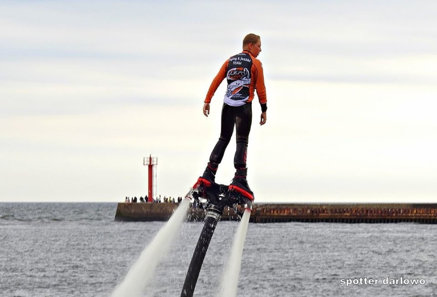 Flyboard, czyli latające buty w Darłowie [ZDJĘCIA]