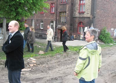 Goście z Niemiec, Grecji i Holandii zobaczyli jak przebiega rewitalizacja rudzkiego osiedla