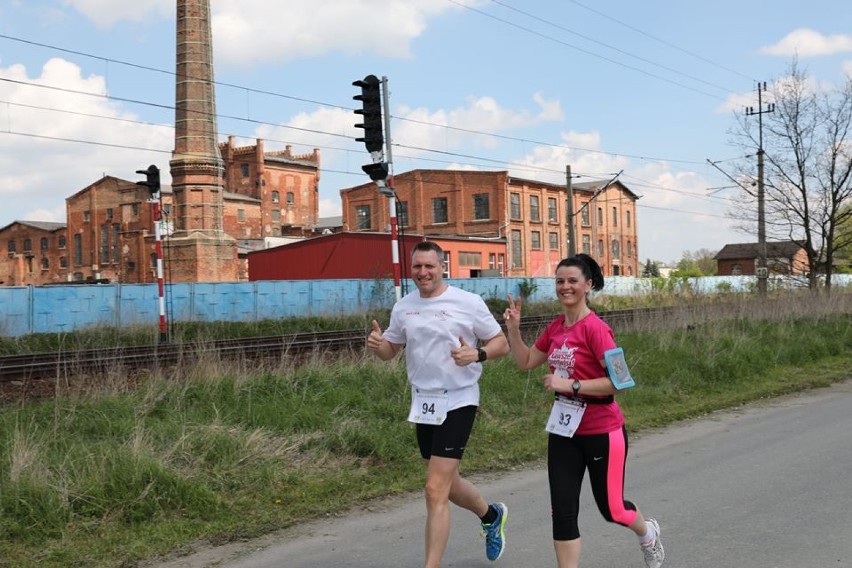 II Staropolski Bieg i Marsz Nordic Walking "Żyj zdrowo" [ZDJĘCIA]. W obiektywie Janusza Salamonika