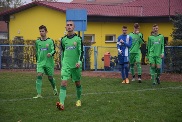 Końcowy mecz II ligi okręgowej juniorów Pogoń Świebodzin vs Sprotavia Szzprotawa