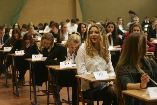 Matura próbna 2015 - OPERON: ANGIELSKI i języki obce [ARKUSZE, ZADANIA, ROZWIĄZANIA]