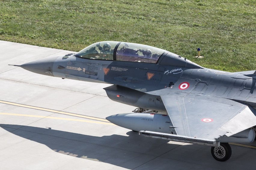 Malbork. Turcy w 22 Bazie Lotnictwa Taktycznego. Tym razem wzięli udział w podniebnej sesji zdjęciowej