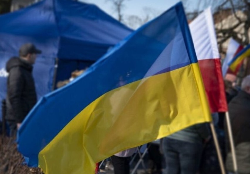 Niebiesko-Żółta Wielkanoc. Rusza świąteczna akcja pomocy dla Ukrainy w Sieradzu. Internetowe licytacje rozpoczynają się od poniedziałku