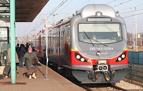 W sobotę o 10.37 pierwszy zmodernizowany pociąg EN57 wyruszył z dworca Łódź Kaliska do Sieradza.