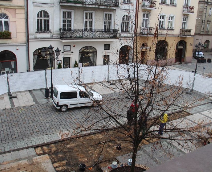 Rewitalizacja Kalisza. Archeolodzy wchodzą na Główny Rynek