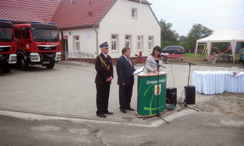 Otwarcie nowej strażnicy OSP w Trzebieży oraz przekazanie 4 nowych wozów bojowych w gminie Police