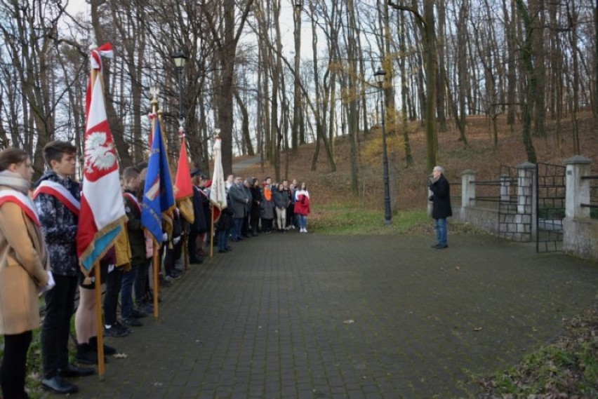 Bochnia. Uczczono pamięć osób rozstrzelanych podczas masowego mordu na Uzborni [ZDJĘCIA]