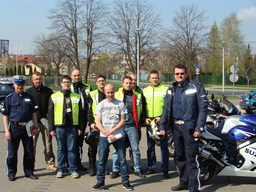 Policja w Zduńskiej Woli przeszkoliła motocyklistów