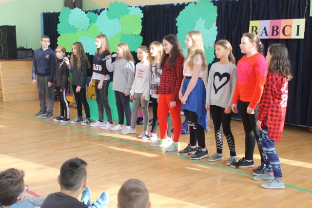 Uczniowie z Goliszewa wystawili sztukę teatralną