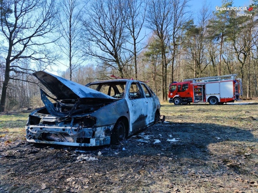 Tragiczny pożar samochodu w Studzienicach. Zwęglone ciało znaleziono we wraku pojazdu