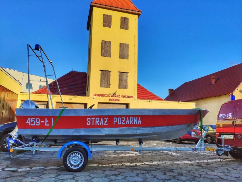 STRAŻACY: Nowoczesna łódź ratownicza dla OSP Jarocin