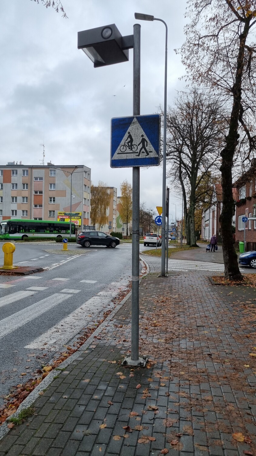Znakom drogowym w Szczecinku przydałaby się mała kosmetyka [zdjęcia]