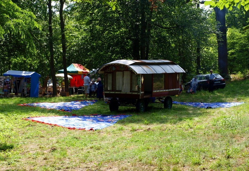 Obóz rozbił się nad jeziorem Lubiąż. Każdy mógł obejrzeć z...