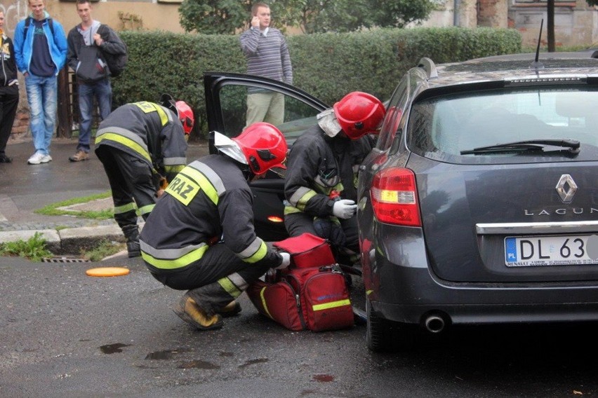 Wypadek w Legnicy (ZDJĘCIA)