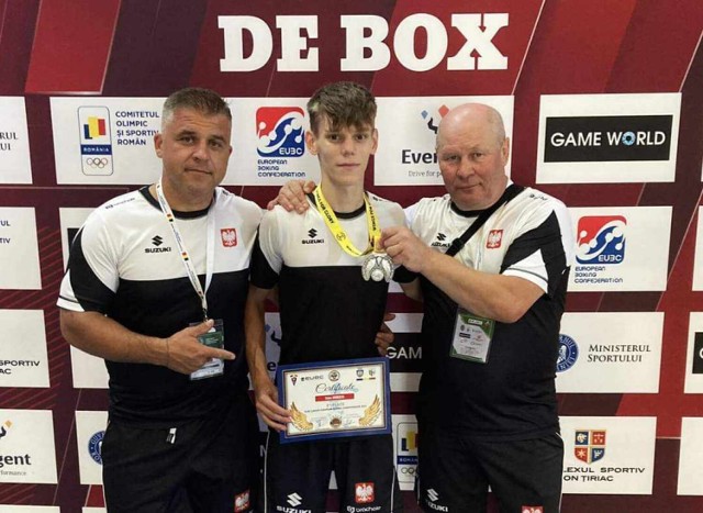 16-letni Oskar Grodzicki z Kujawia Boks Włocławek zdobył srebrny medal mistrzostw Europy kadetów