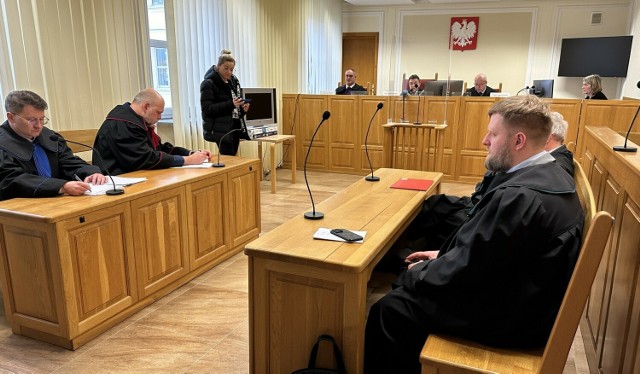 W czwartkowej rozprawie przed Sądem Apelacyjnym w Rzeszowie ogłoszono wyroki po rozpoznaniu apelacji czterech  oskarżonych osób  o działanie na szkodę miasta Przeworska.